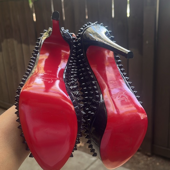 NEVER WORN. Brand new. Christian Louboutin heels. - Picture 3 of 4